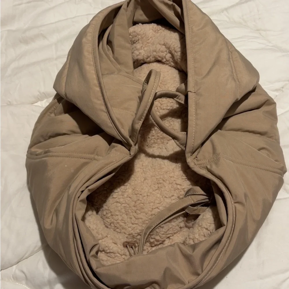 Tan Lambwolf Collective Carrier - Picture 4 of 6